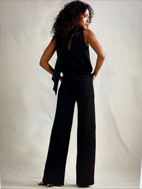 Banana Republic Jeans: Icon Classic, wide-leg, dark-wash. Like new, size 26